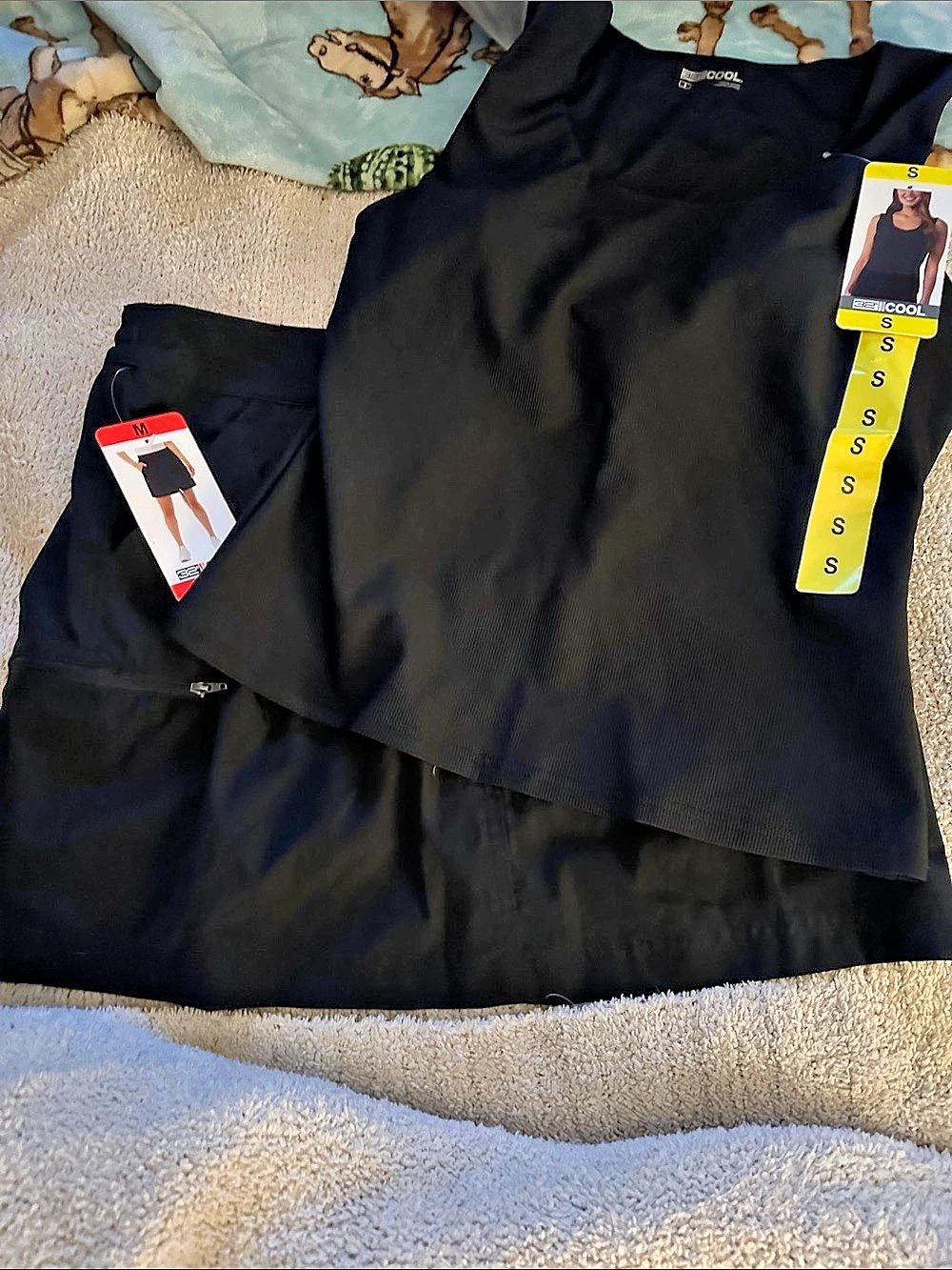 32 Degrees COOL black skort med, 32 degrees tank black small. NWT